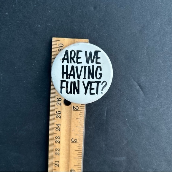 Vintage Pin Collection Are We Having Fun Yet? Popeye & Olive Oyl, Cat w/ Glasses - Picture 4 of 4